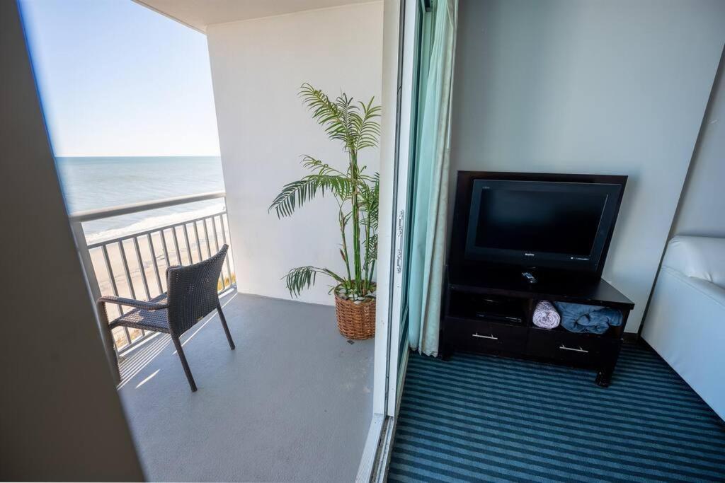 Villa 7Th Floor! Modern Building, Direct Oceanfront View Myrtle Beach Exterior foto